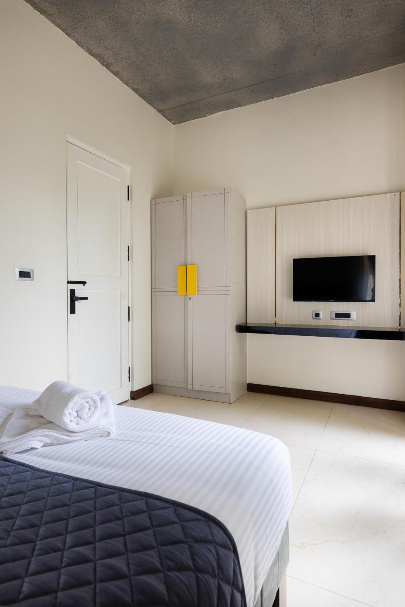 The Serene Shores - Luxury Private Villa Pondicherry Eksteriør bilde
